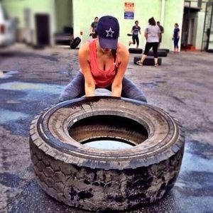 Meet your Posher, Nessita